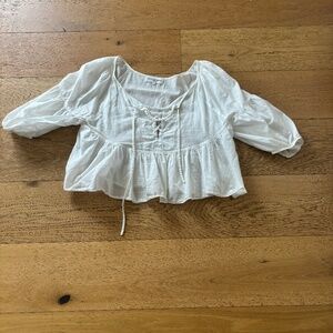 A PEICE A PART TOP WHITE